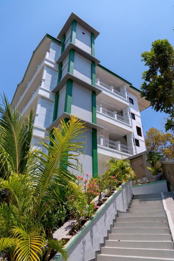Monte Prundi Hotel 纳闽巴霍 外观 照片